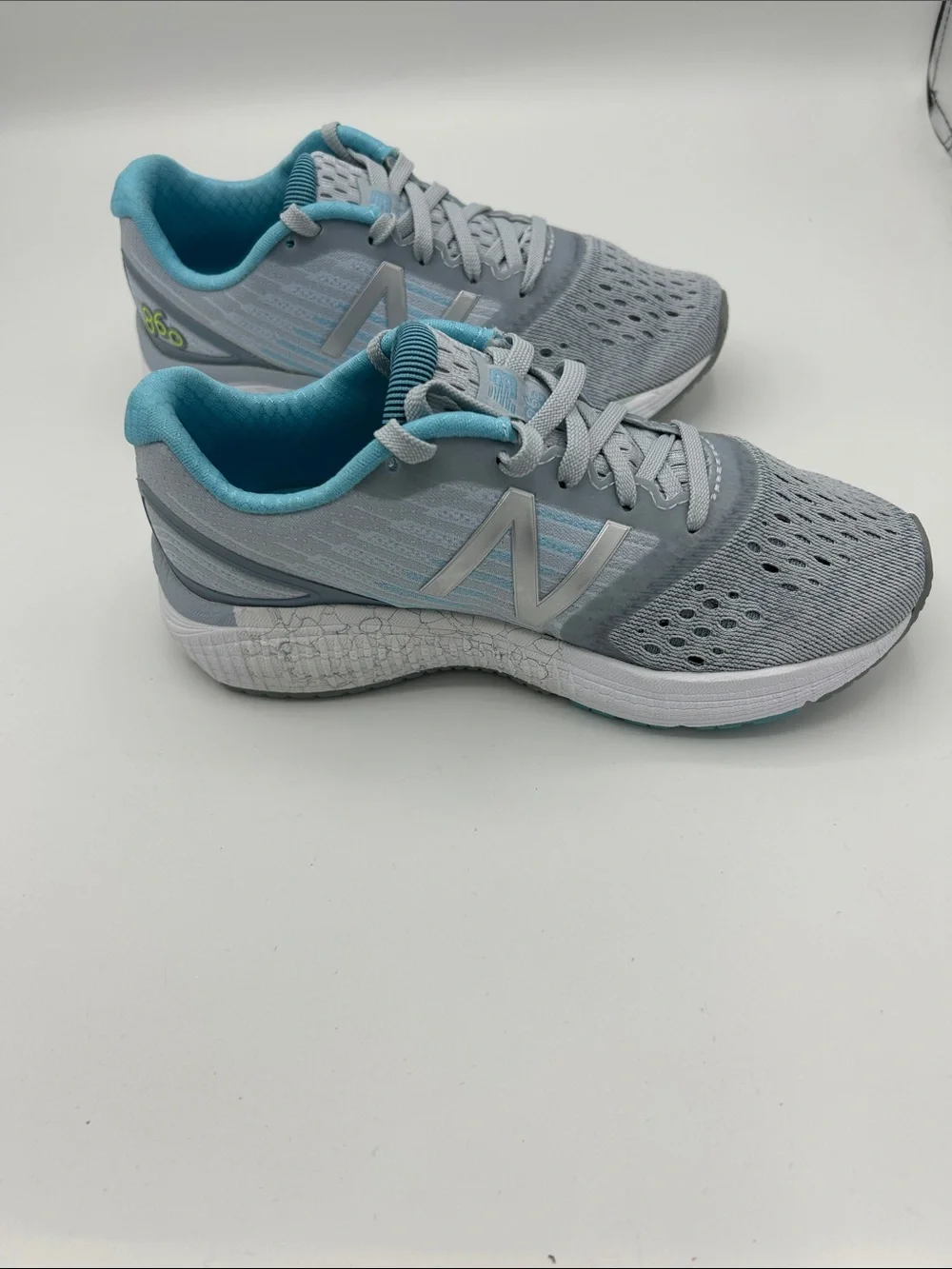 New Balance 860 Light Gray and Teal GIRLS 13W width Shoes